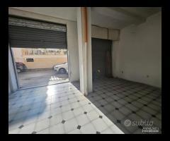 Locale magazzino - 8