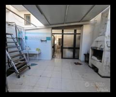 Locale magazzino - 11