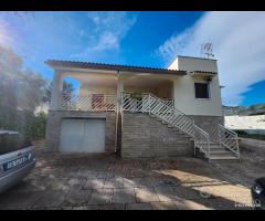 Villa con Garage