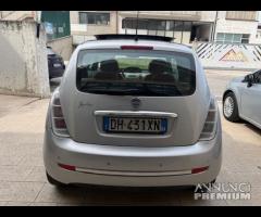 Lancia Ypsilon 1.4 Platino cv 95 automatica ok neo - 5