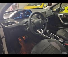 Peugeot 2008 1.6 e-HDi Allure unico prop 2015 Nav/ - 16