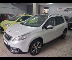 Peugeot 2008 1.6 e-HDi Allure Tetto / Nav/ 2013 un