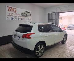 Peugeot 2008 1.6 e-HDi Allure Tetto / Nav/ 2013 un