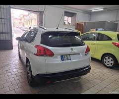 Peugeot 2008 1.6 e-HDi Allure Tetto / Nav/ 2013 un