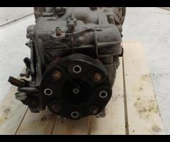 CAMBIO MANUALE 6M 651940 711680 2.1D 100Kw 136CV M - 8