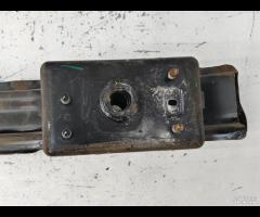 RINFORZO TRAVERSA PARAURTI SUPPORTO POSTERIOR MERC - 22