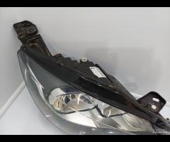 FARO FANALE ANTERIORE DESTRA DX PEUGEOT 308 II 201