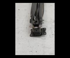 RINFORZO TRAVERSA PARAURTI SUPPORTO POSTERIORE VW