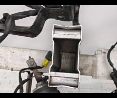 OSSATURA CALANDRA TRAVERSA ANTERIORE MERCEDES C200 - 22