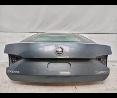 PORTELLONE COFANO POSTERIORE BAULE SKODA SUPERB II - 21
