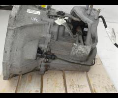 CAMBIO MANUALE 5M XYJC 5MX65 2526916 1.1B 63Kw 86C - 9