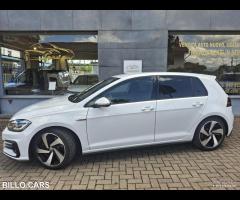 Volkswagen Golf GTI Performance 245cv - 6