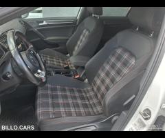 Volkswagen Golf GTI Performance 245cv - 9