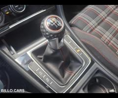 Volkswagen Golf GTI Performance 245cv - 13