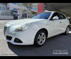 Alfa Romeo Giulietta 1.6 JTDm-2 Distinctive "Ganci
