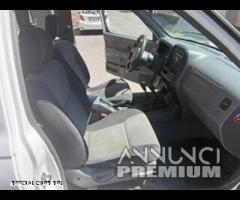 Nissan NP300 2.5 Dci King Cab Gancio traino - 12