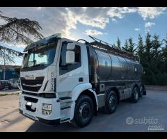 Stralis 420 4 assi cisterna liquidi alimentari da