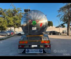 Stralis 420 4 assi cisterna liquidi alimentari da - 17