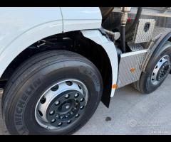 Stralis 420 4 assi cisterna liquidi alimentari da - 28