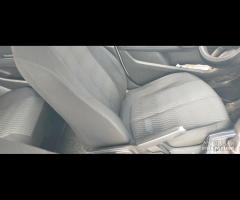 Ricambi Peugeot 308 Van 1.6 D del 2015 - 9