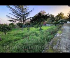 Casa semindipendente con terreno a Zafferana Etnea - 11