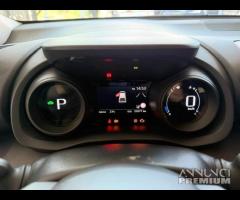 Toyota Yaris 1.5 Hybrid 5 porte Lounge - 12