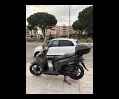 Honda sh 350