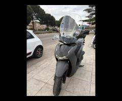 Honda sh 350