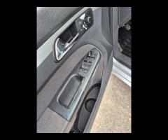 Volkswagen Touran 2.0 TDI 170CV EXPORT - 7