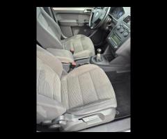 Volkswagen Touran 2.0 TDI 170CV EXPORT - 16