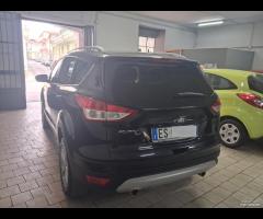 Ford Kuga 2.0 TDCi 140 CV Titanium unico prop 2013 - 6