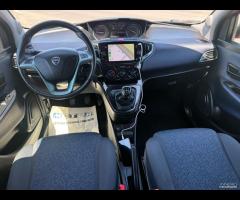 Lancia Ypsilon 1.0 FireFly 5 porte Hybrid Gold