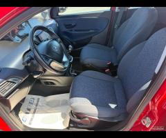 Lancia Ypsilon 1.0 FireFly 5 porte Hybrid Gold - 6