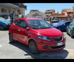 Lancia Ypsilon 1.0 FireFly 5 porte Hybrid Gold - 10