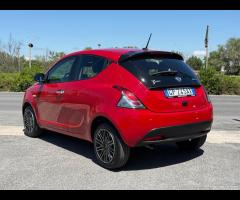 Lancia Ypsilon 1.0 FireFly 5 porte Hybrid Gold - 13