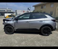 Opel Grandland 1.5 Diesel 96Kw