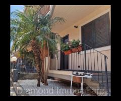 Villetta a schiera con giardino a Giarre