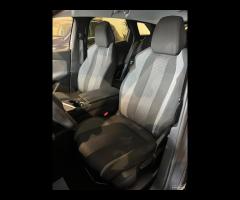 Peugeot 3008 BlueHDi 130 S&S EAT8 Active Pack - 14