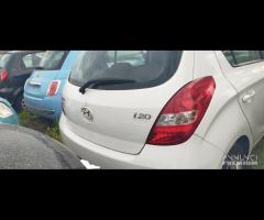Ricambi Hyundai I20 1.2 B del 2012 motore G4LA