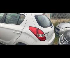 Ricambi Hyundai I20 1.2 B del 2012 motore G4LA - 7