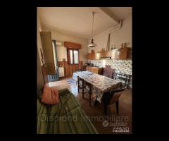 Casa indipendente con garage a Macchia di Giarre