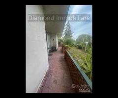 Villetta con 2.000mq di terreno Miscarello-Giarre - 16