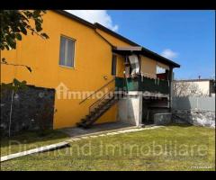 Casa indipendente con giardino a Linguaglossa