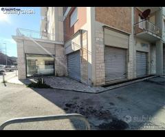 NEGOZIO in centro a Chiaravalle