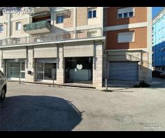 NEGOZIO in centro a Chiaravalle