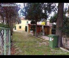 Casa singola con giardino a montemarciano - 17