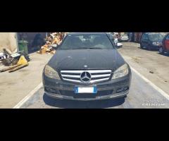 Ricambi Mercedes W204 2.2 D del 2008 - 1