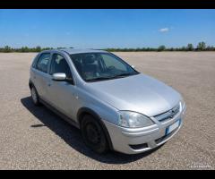 Opel Corsa 1.2i 16V cat 5 porte Club
