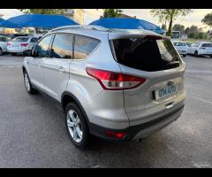 Ford Kuga 2.0 TDCI 140 CV 4WD Powershift - 4