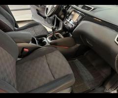Nissam QASHAI 1.5 dci Tekna NAVIGATORE - 9